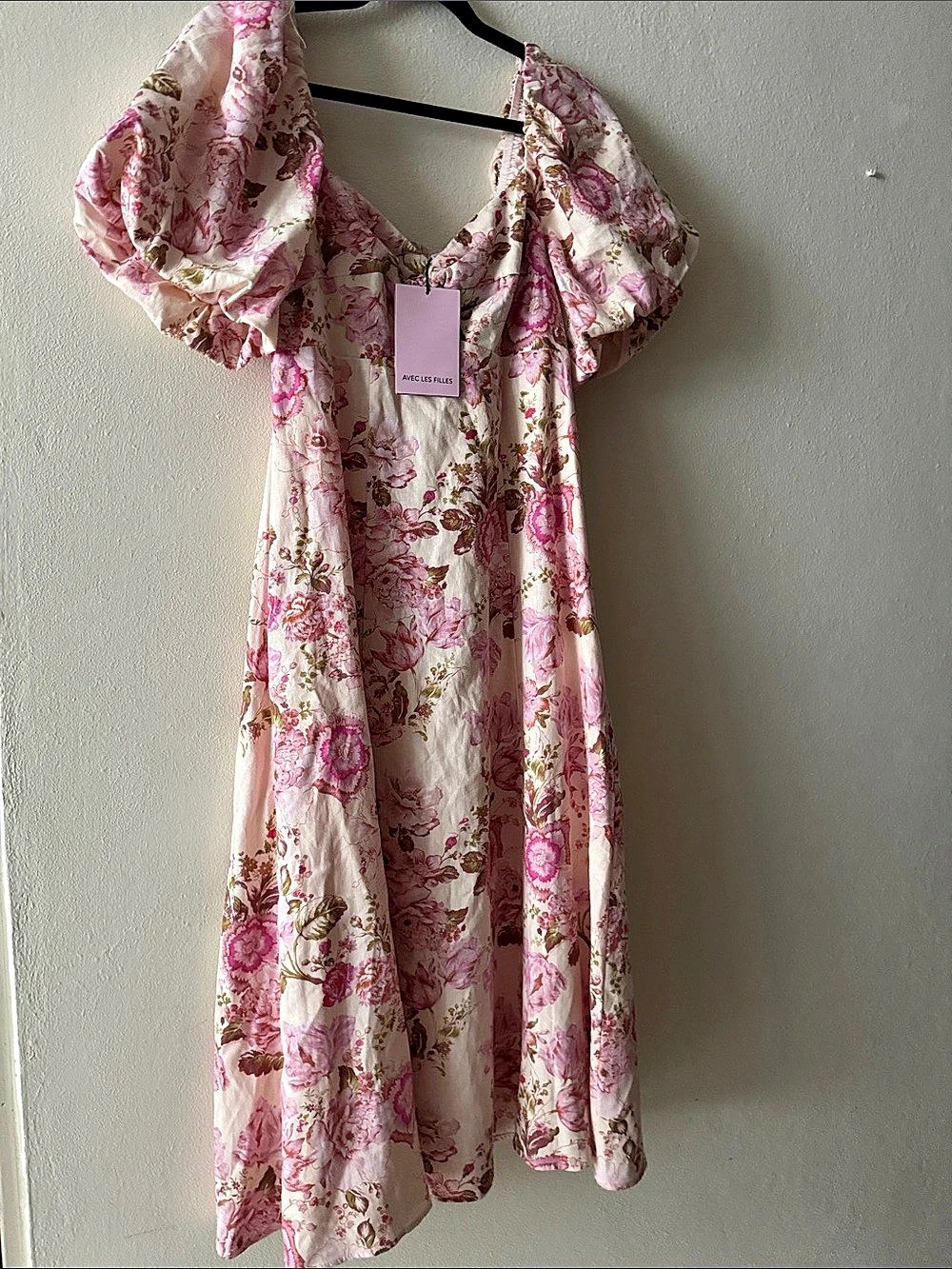 Avec Les Filles Floral Maxi Dress in Pink & Peach- NWT